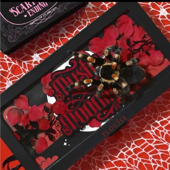 P. Louise Mystic Moonlight Eyeshadow Palette BNIB - Picture 9 of 15